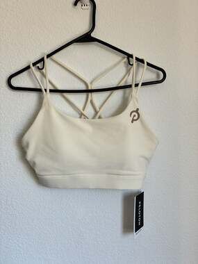 Peloton Cadent Strappy Elevate Bra in Ivory Size Medium